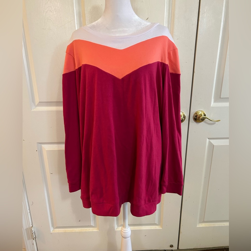 Woman Within colorblock sweatshirt, size 22/24 (1X)